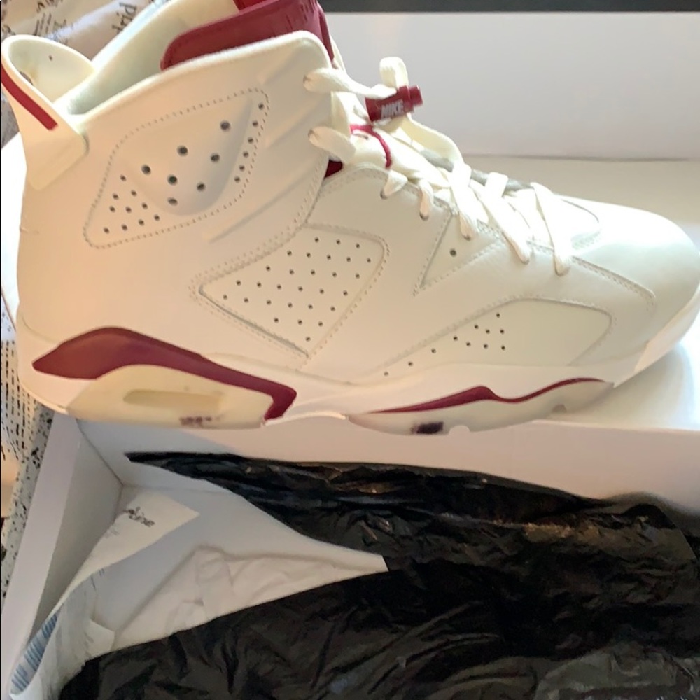 Maroon Jordan 6